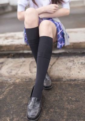 日韩精品精品不卡跟班×服务_国产剧在线观看视频